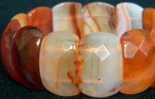 Камни – самоцветы для привлечения денег