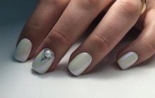 Pearl rub: features of the new product, technique and subtleties of application on varnish and gel polish