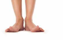 Черный ноготь на ноге: причины и методы лечения