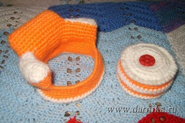 Из кресла достаем пуфик - пироженое